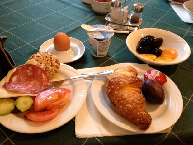 Breakfast in a 4-star Italian restaurant